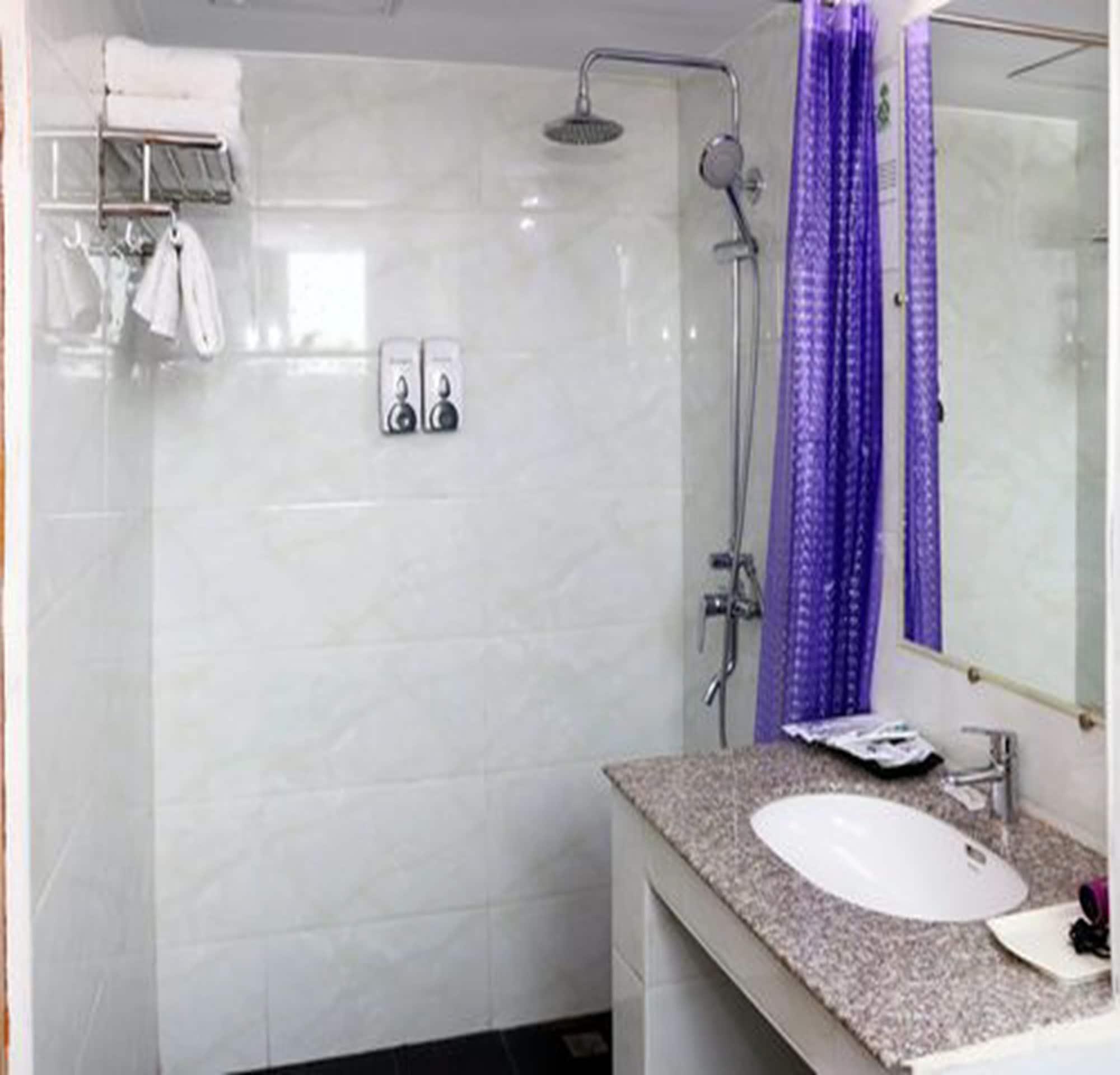 Beauty Land Hotel Yangon Exterior photo