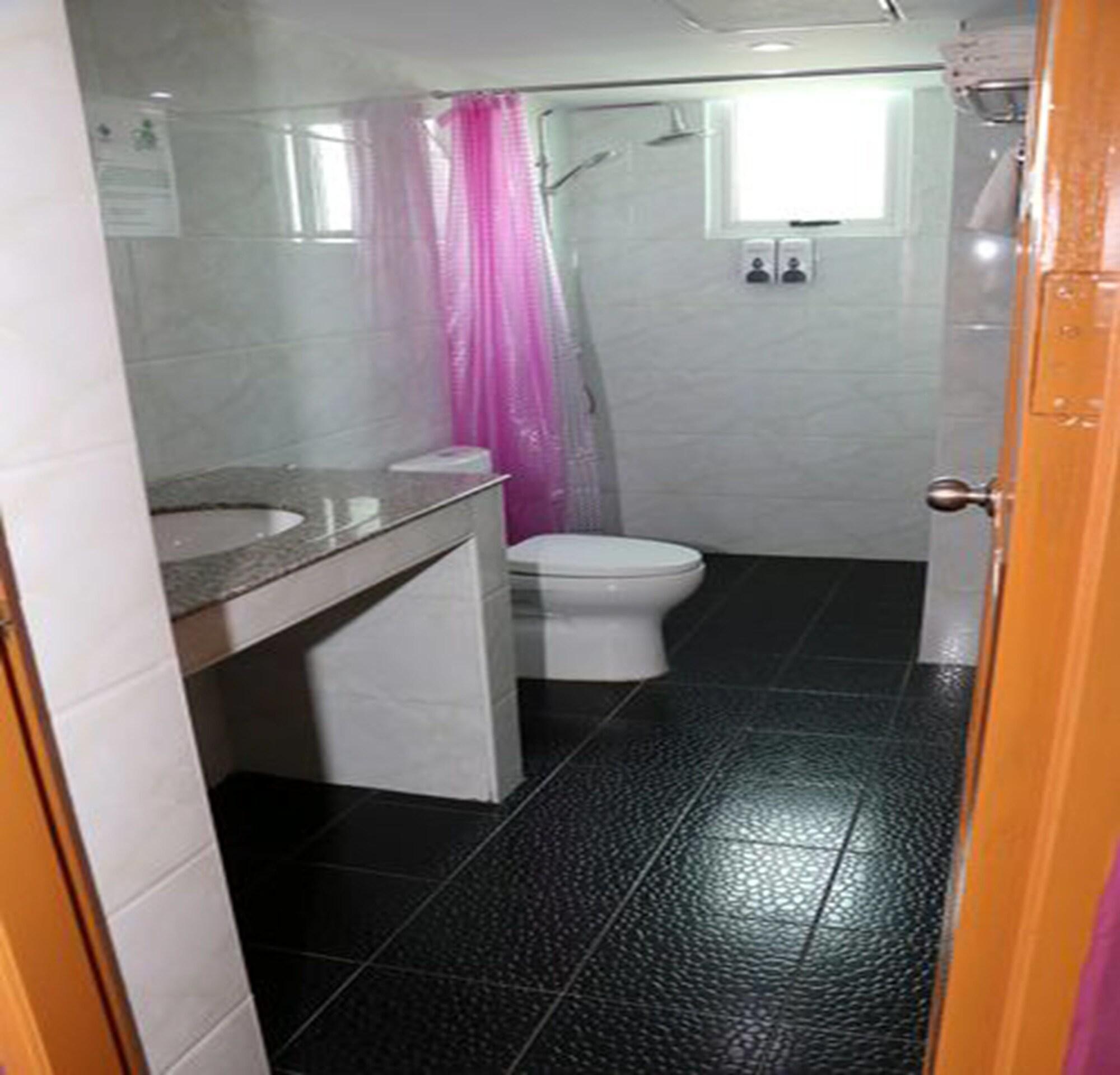 Beauty Land Hotel Yangon Exterior photo