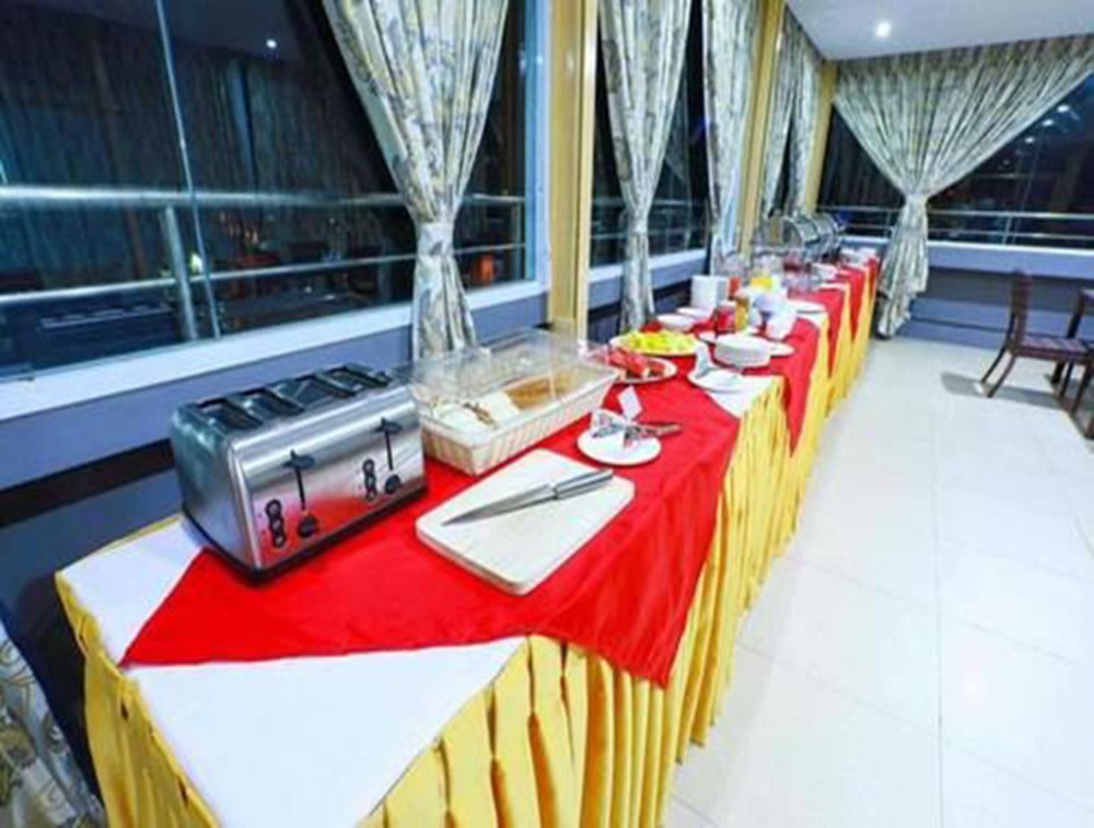 Beauty Land Hotel Yangon Exterior photo