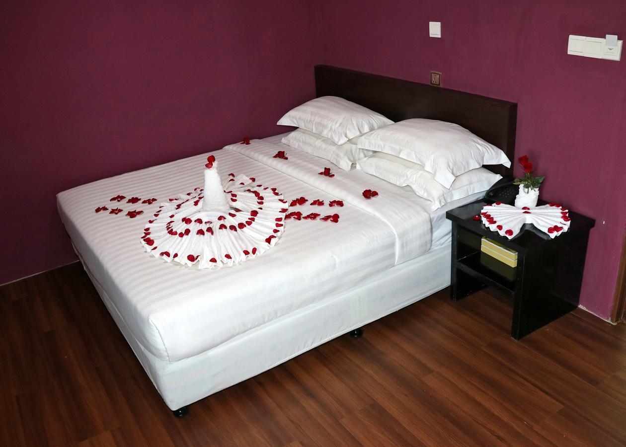 Beauty Land Hotel Yangon Exterior photo